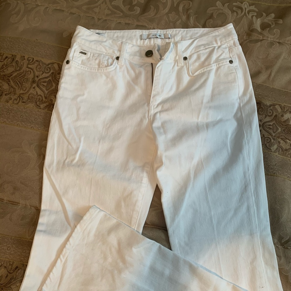 White Joe’s Jeans size 28